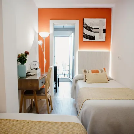 Gæstehus Apartamentos Turisticos Mastil 16 P2 2*