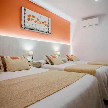 Apartamentos Turisticos Mastil 16 P2 2* マラガ