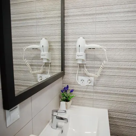 Apartamentos Turisticos Mastil 16 P2 ゲストハウス 2*